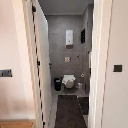 Okurcalar 126 M Havuzlu Bir Yatak Odali Apartament