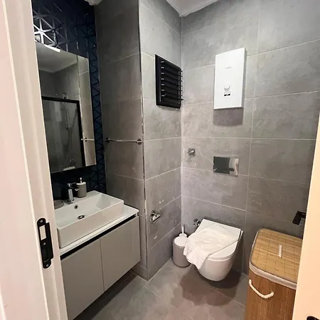 Okurcalar 126 M Havuzlu Bir Yatak Odali Apartament